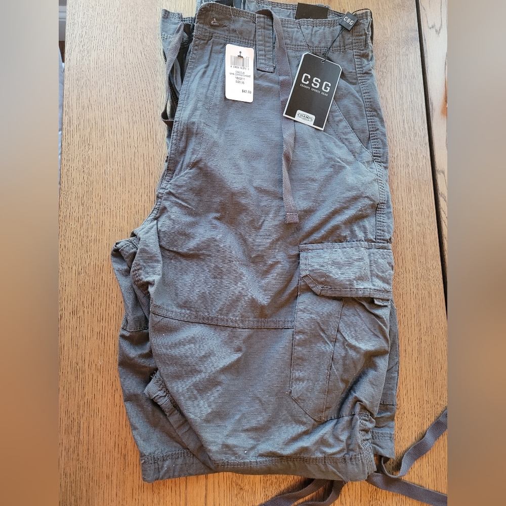 Men's cargo shorts